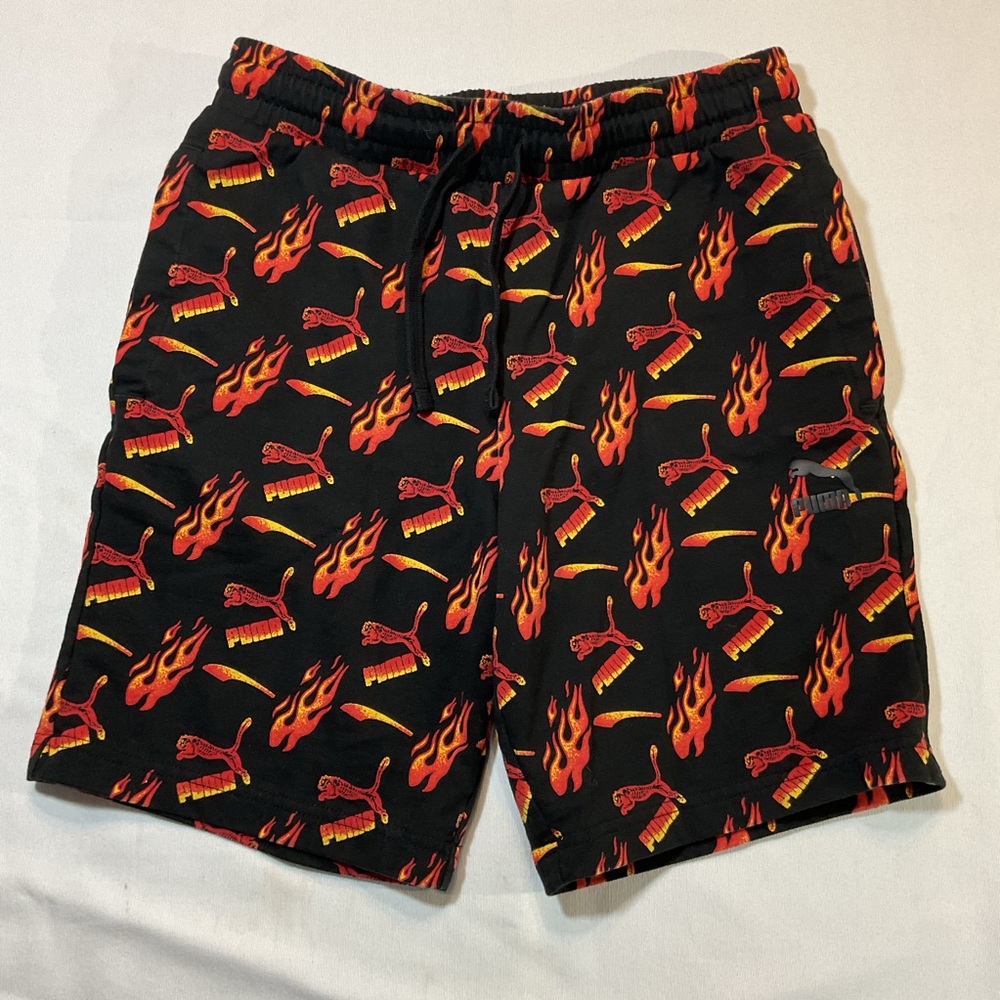 Puma Black, Flame Pattern w/Puma Enblem, Size S Drawstring Pockets